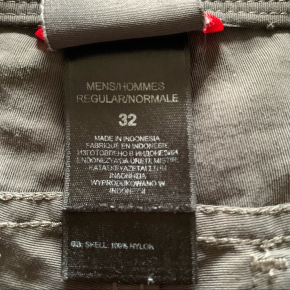 The North Face dark grey outdoor shorts, size 32 - Picture 5 of 16